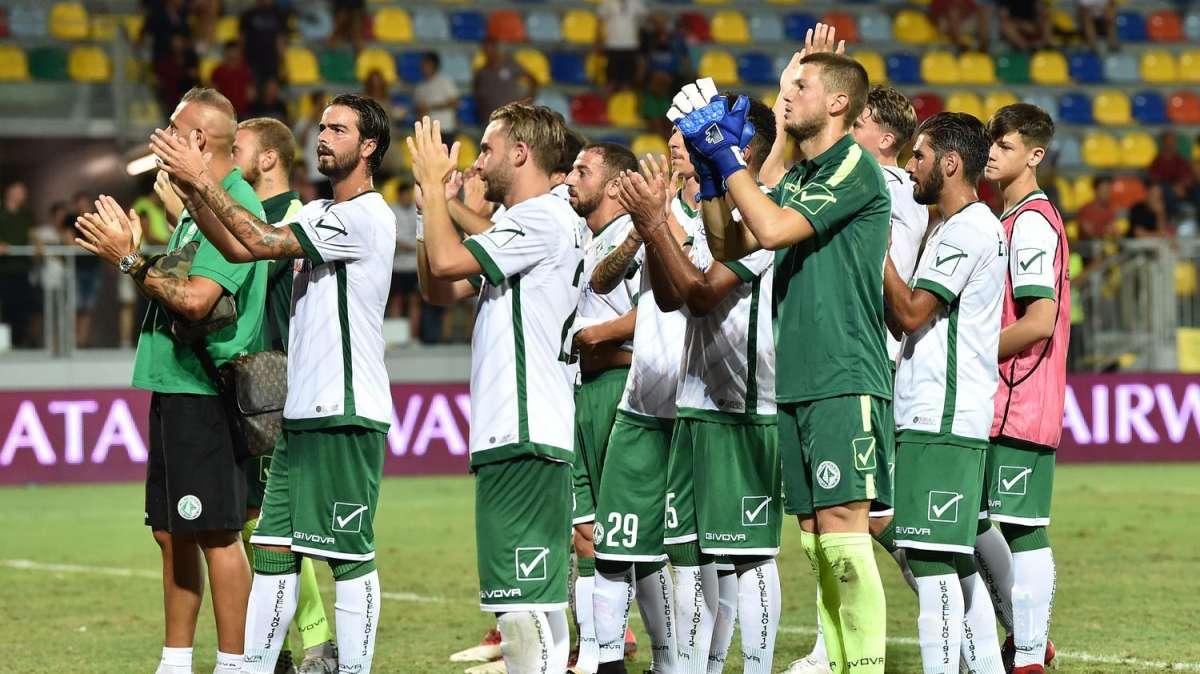 Serie B, il Palermo travolge il Pescara. Vincono Frosinone e Virtus Entella. Risultati e classifica 