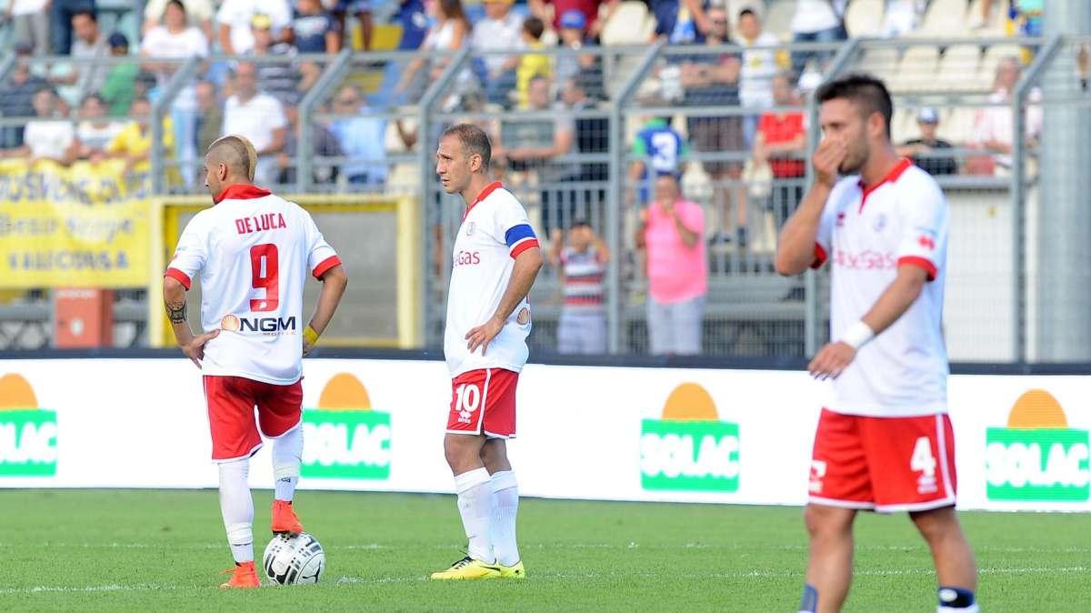 Ribaltoni possibili anche in caso di successo a Crotone. Paparesta...