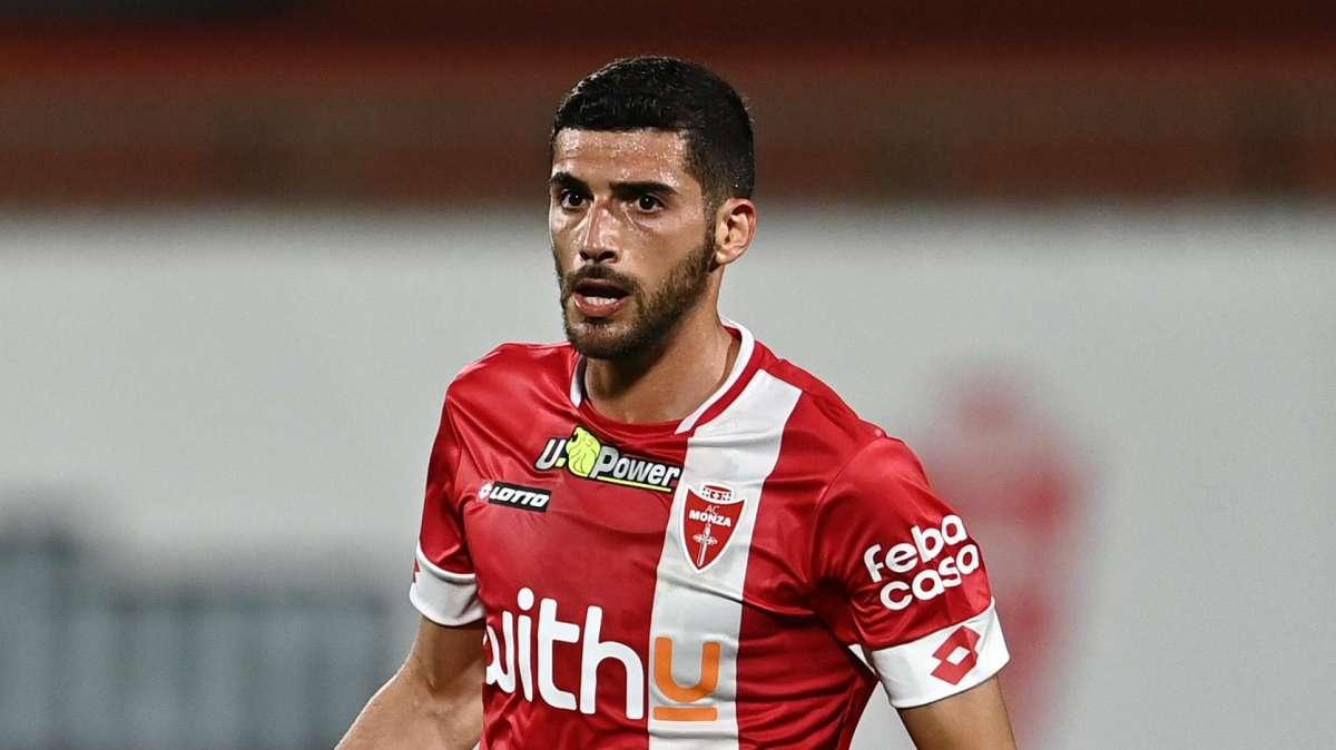 TuttoBari - Si tratta Nasti. Achik? No per un motivo. Valoti pensiero fisso. Bianco...
