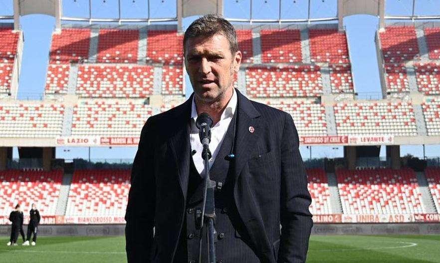 Carrera: "Dimentichiamo il derby, c'è un'altra battaglia. Il 4-2-3-1? Congeniale per noi. Celiento, i cartellini, gli svincolati..."