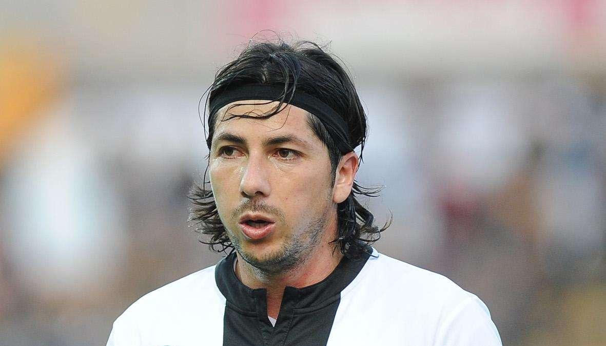 Cosa fa oggi - Valdes, dieci gol a Bari. A quarant'anni è ancora in attività