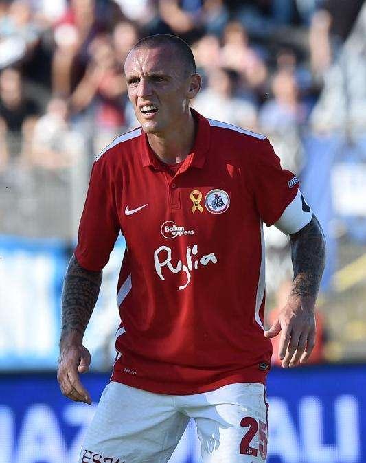 UFFICIALE - Defendi, addio Bari: firma con la Ternana. Il contratto...