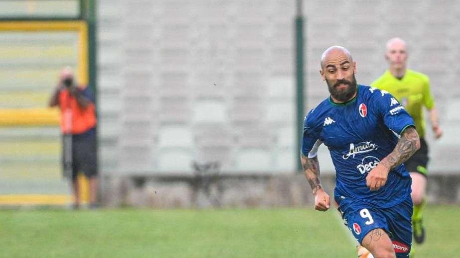TuttoBari - Simeri al Monopoli, è fatta. In entrata tutto sull'attaccante. Da Colombo a La Mantia: i retroscena su due obiettivi saltati