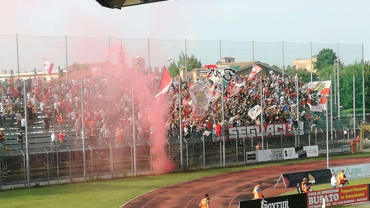 Tifosi Bari a Cittadella