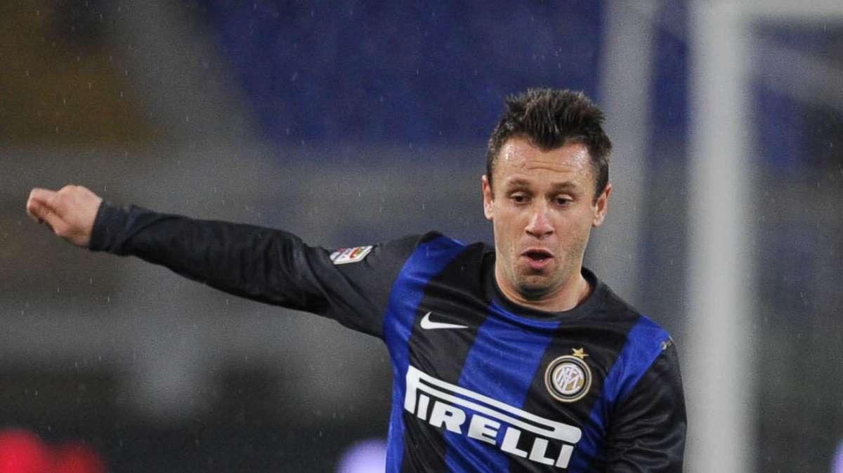 TIM CUP - L'Inter si sbarazza del Verona. 2-0 a San Siro