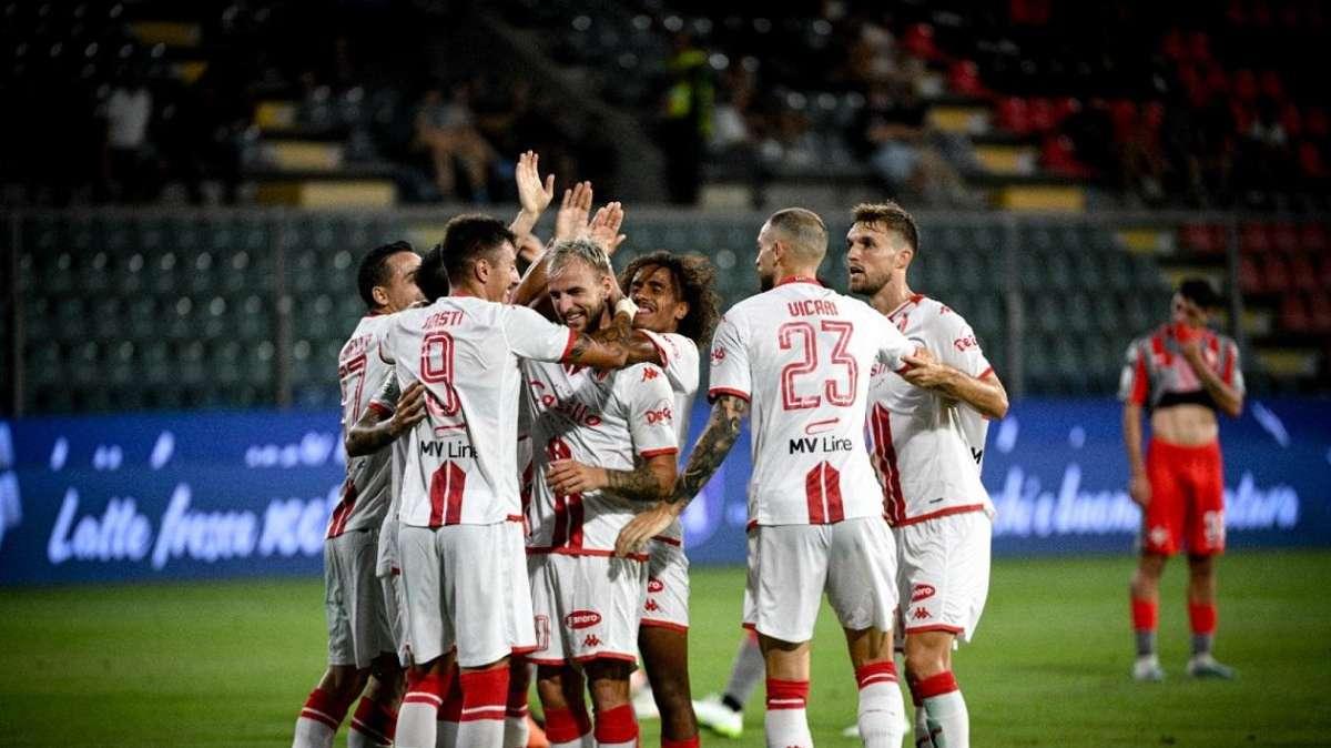 VIDEO - Tra campo e mercato. Il punto in casa Bari