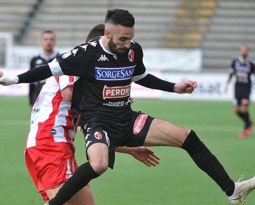 Teramo-Bari 2-1. Marras sbaglia dal dischetto e Frattali para due rigori, ma non basta. Biancorossi ko. Rivivi il live