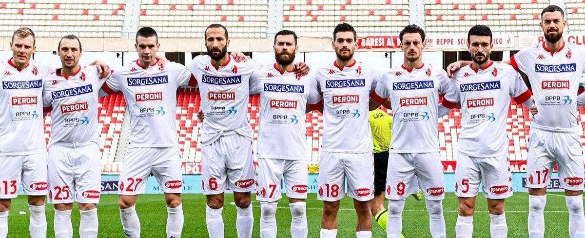 Sprofondo (bianco)rosso: è un Bari horror, senza idee e concentrazione. Così anche il secondo posto diventa chimera