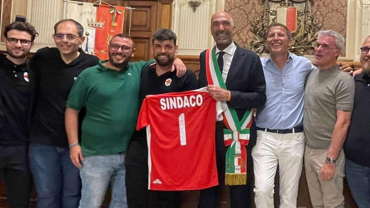 Ideale Bari, festa e premiazione dal Sindaco: spunta il sogno del "Della Vittoria" (FOTO)