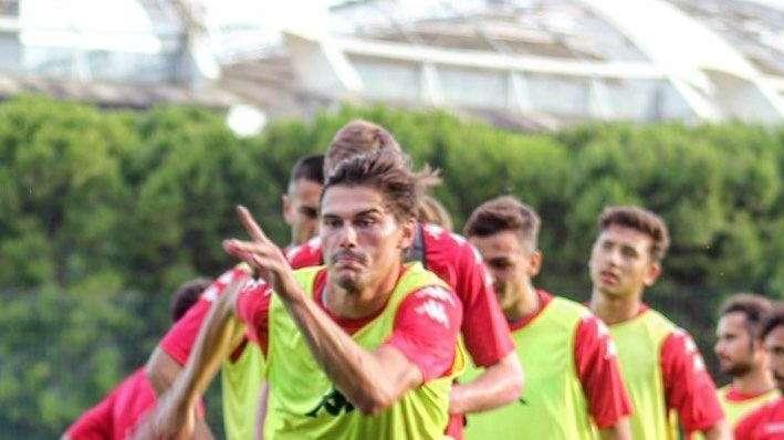 L'ingegnoso metodo per sviare la mancanza di amichevoli. Bari Uno e Bari Due, tra dualismi e gerarchie...
