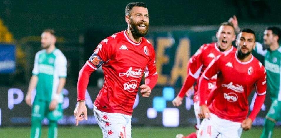 Leadership, qualità, umiltà: le parole chiave della stagione di Antenucci. Ora il Bari si affida al suo bomber 