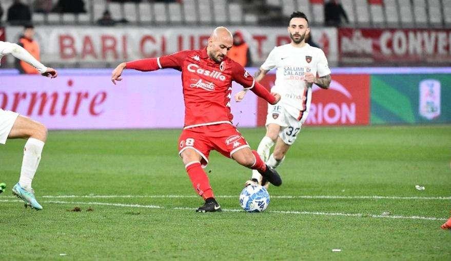 Bari, occhio alle alternative. In quattro prenotano un finale da urlo
