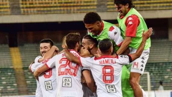 Fischio finale al San Nicola: è finale. Il Bari soffre ma vince 2-1, decidono Di Cesare e Simeri. RIVIVI IL LIVE