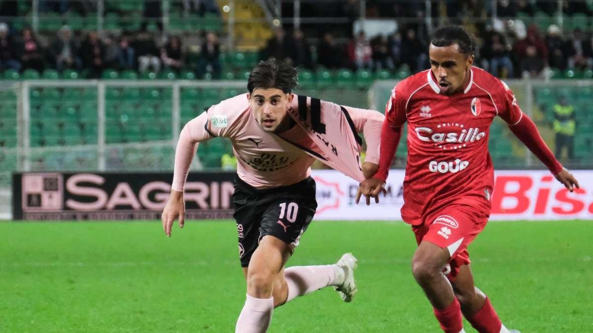 CdS - Bari senza centrocampo. Dorval? Bonifico partito, oggi la firma