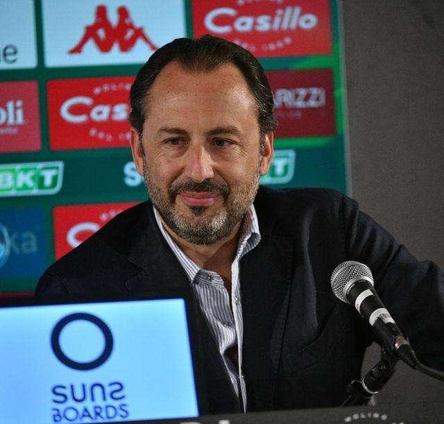 De Laurentiis: "Arriveranno tre-quattro giocatori già per il ritiro. Polito? Rispondo così"