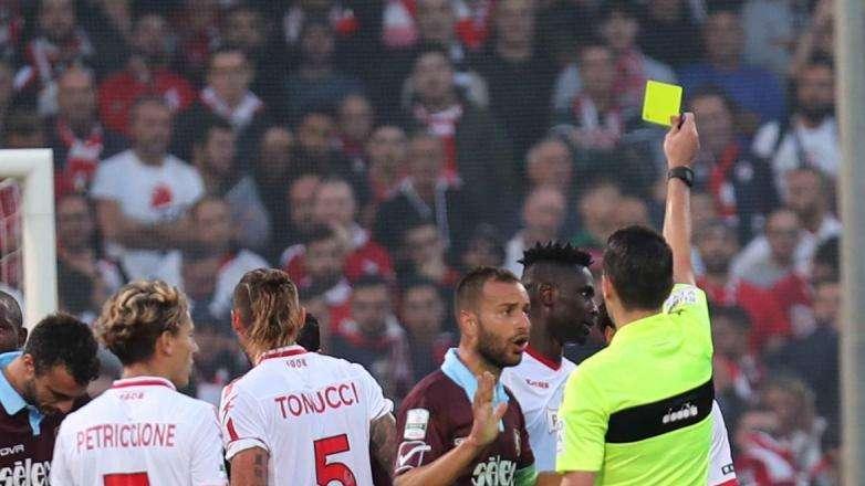 Galano trascina il Bari, ma non basta : 2-2 all'Arechi
