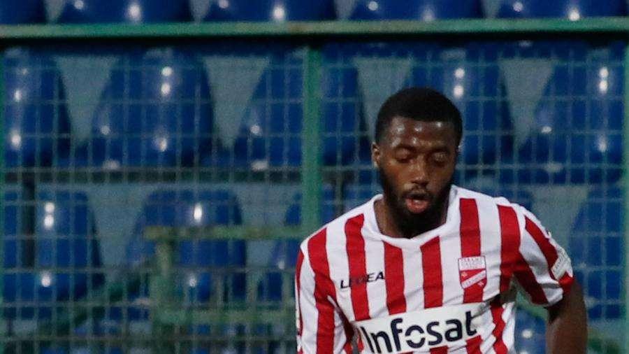 TuttoBari - C'è l'offerta per Diakitè. Il difensore gradisce ma in pole ci sono altri club