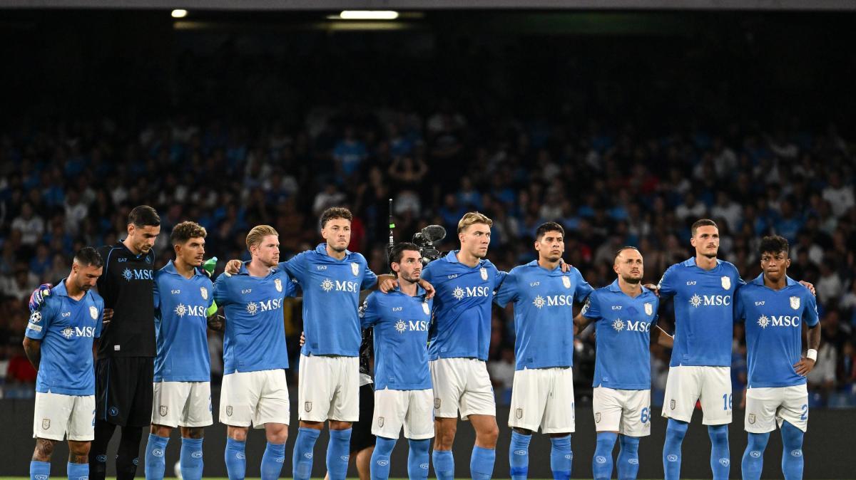 Napoli sconfitto in Champions. Gioia per un ex Bari: ieri il debutto nel massimo palcoscenico