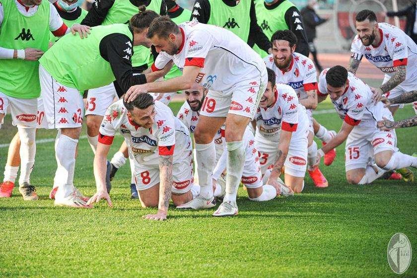 Giorgetti a TuttoBari: "Con Carrera i giocatori hanno più consapevolezza. Trenino? Bellissimi ricordi"