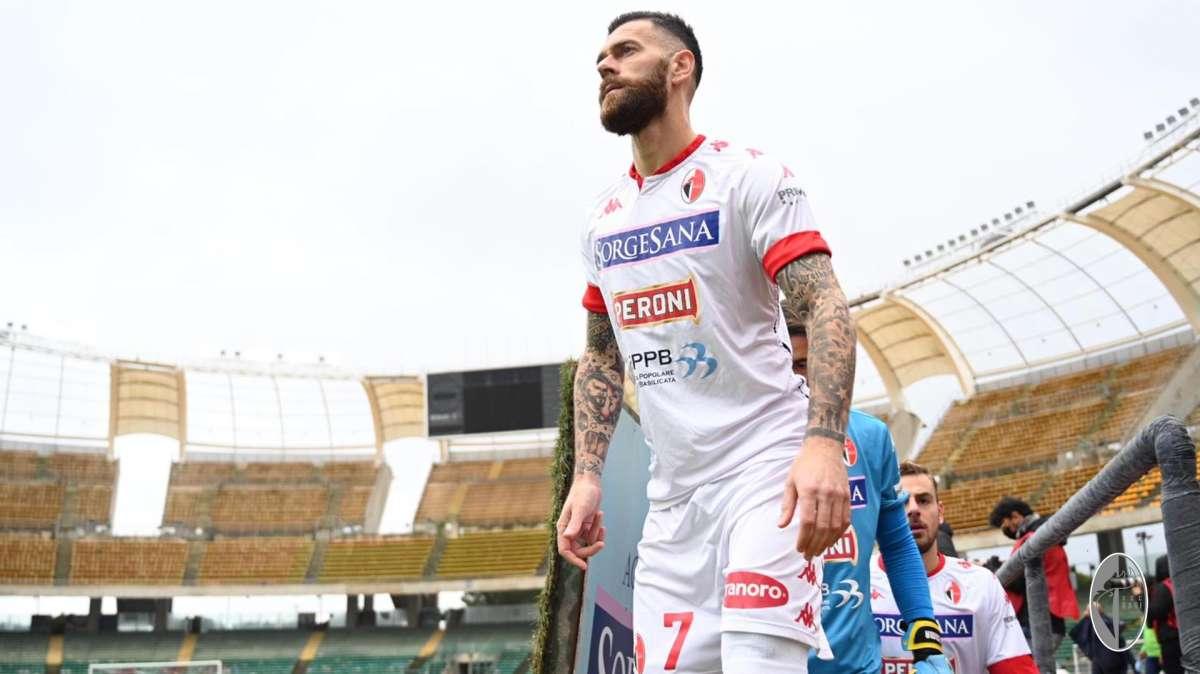 Scarafoni a TuttoBari: "Antenucci sta avendo stimoli importanti. Oggi gestisco uno stabilimento balneare"