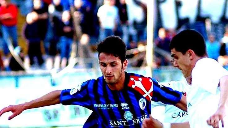 L'ex Mora: "Dichiarazioni DeLa sul Bari? Tifosi non contenti. Decaro però dovrebbe tener conto di un aspetto"