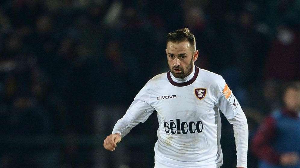 Crotone, Gigliotti: "L'anno scorso avremmo stravinto, abbiamo 10 punti in più del Bari"