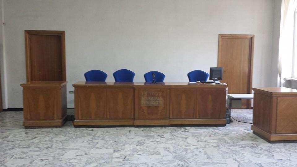 Seconda asta flop. Prossima il 20 maggio, costo 2 milioni. Il racconto...