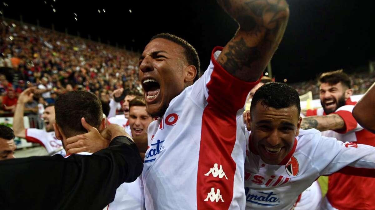 VIDEO - Bari, buona la prima: il pareggio di Cagliari assomiglia ad una vittoria. Le opinioni dei tifosi...