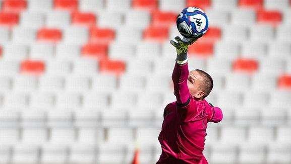 Fontana: "Bari sulla buona strada. Shpendi? Fa un altro sport. Radunovic, questo il mio giudizio"