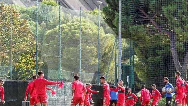 Bari, allenamento congiunto con la Berretti. Ok Hamlili