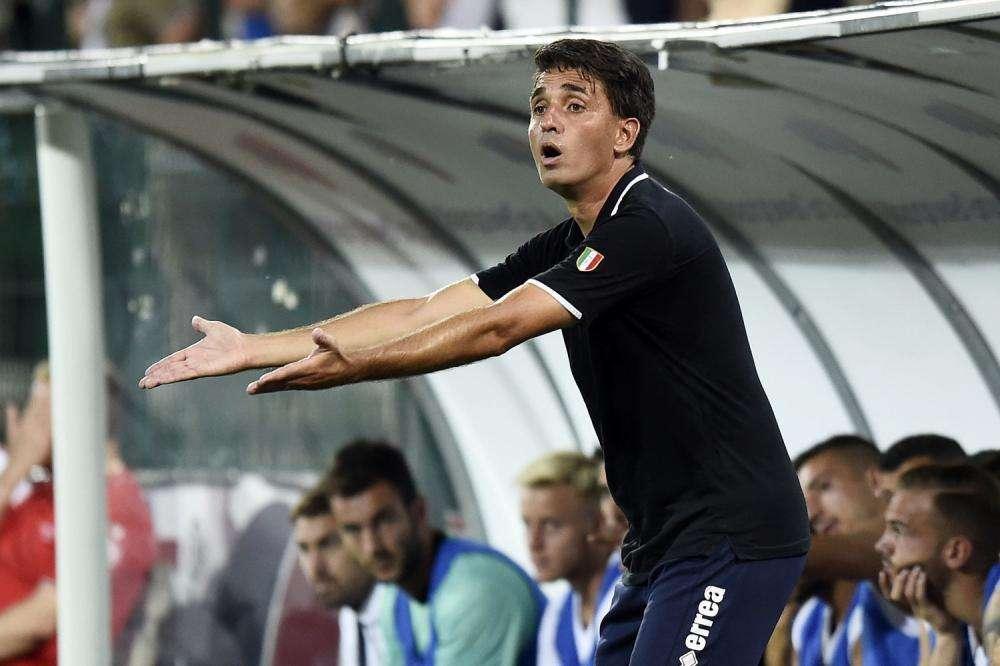 Catanzaro, esonerato Grassadonia. Al suo posto...