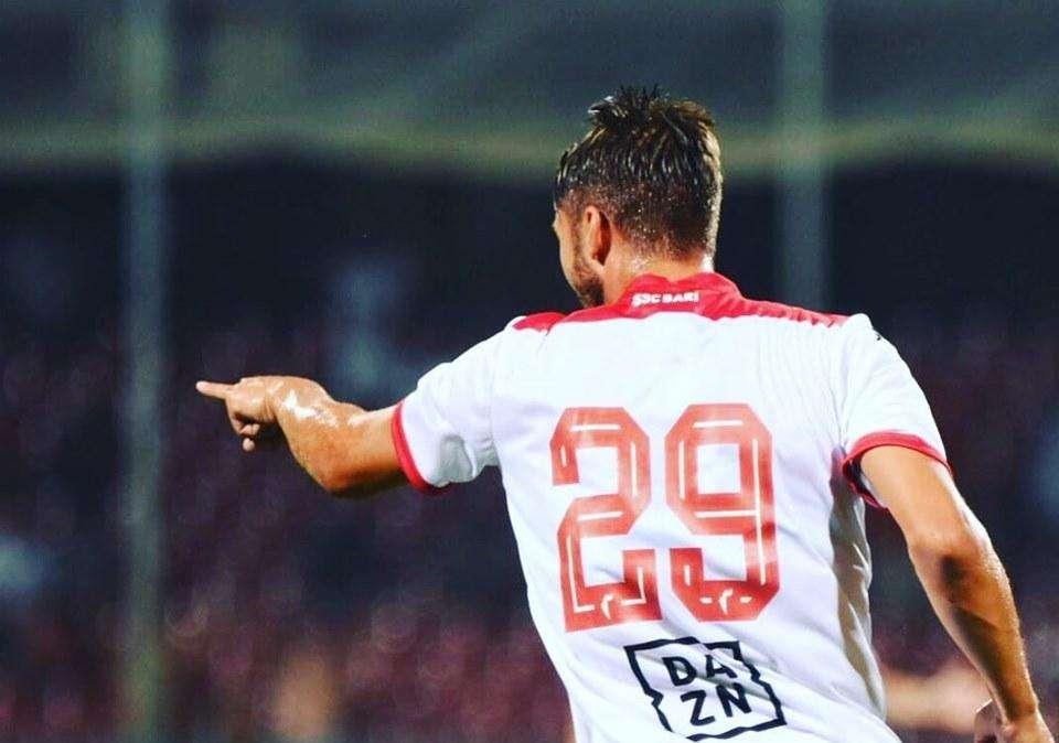 Allenamento congiunto con la Berretti. Scavone...