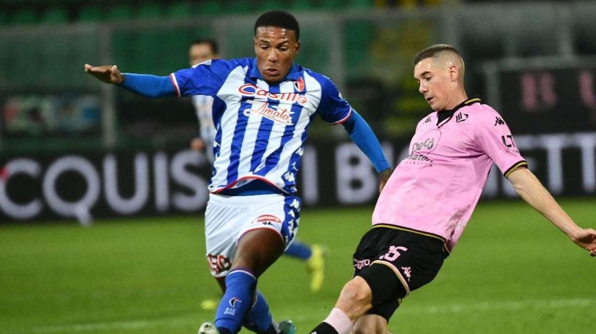 Bari, senza Cheddira chi segna? Tante soluzioni in avanti, ma pochi gol 