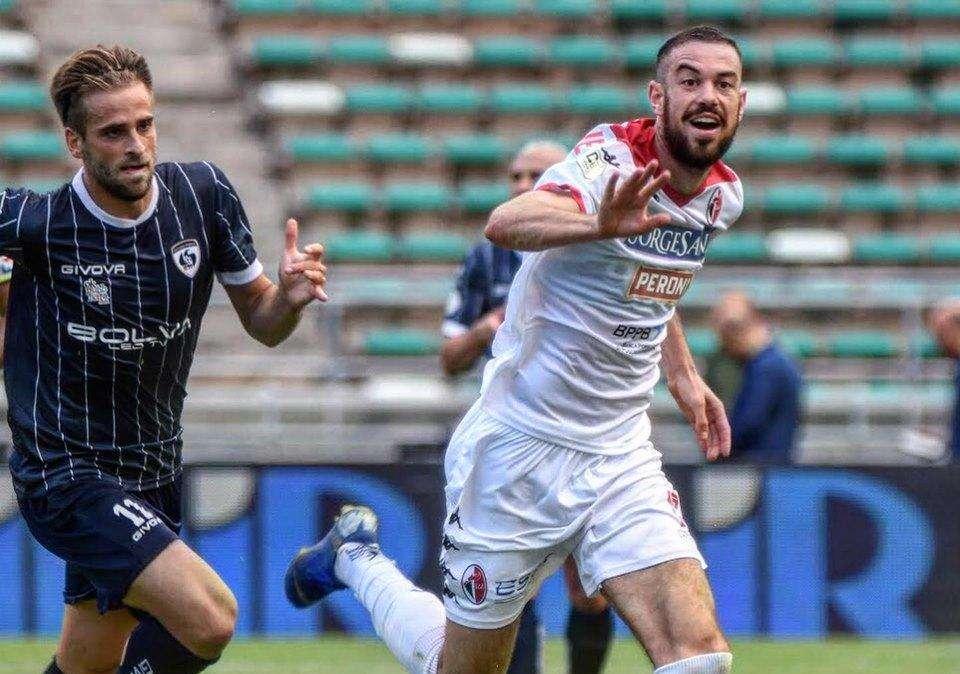 Sabbione: "Fiducia in Vivarini. La difesa a tre? In verità è a quattro. La Reggina..."