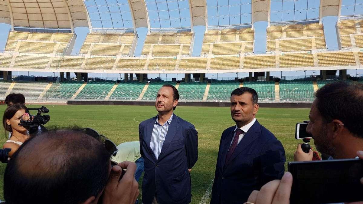 Decaro risponde a De Laurentiis: "Basta umiliazioni, adesso si venda. Le scuse non basteranno"