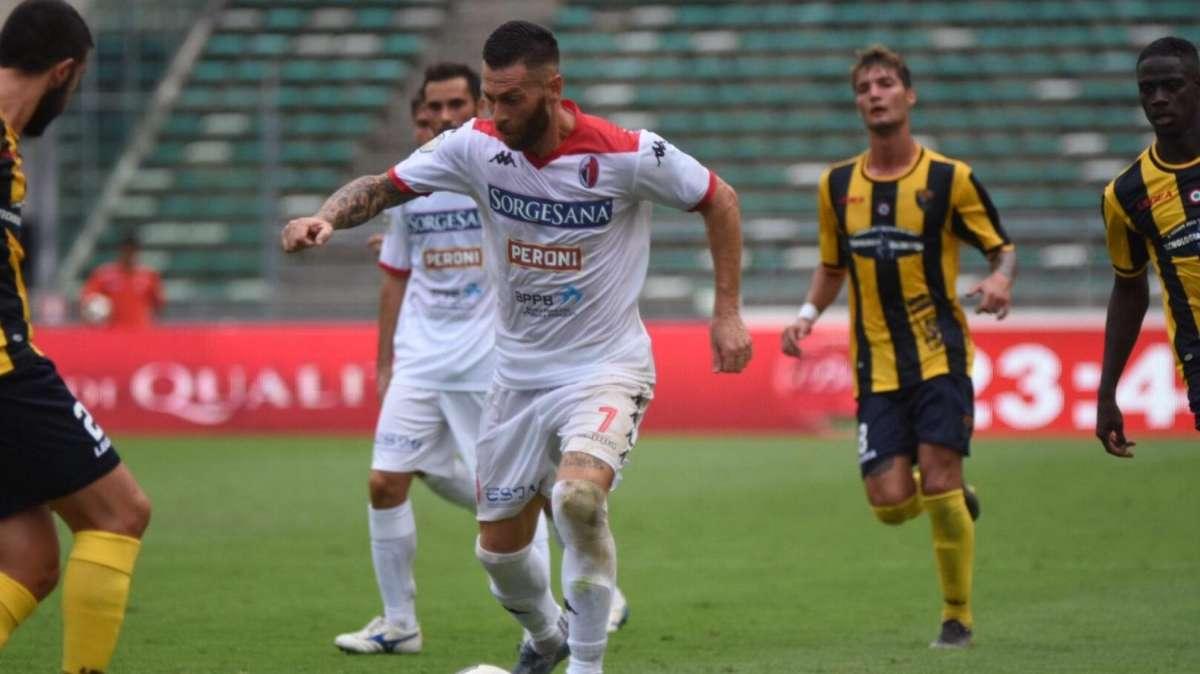"E se fosse Antenucci il problema tattico del Bari?"