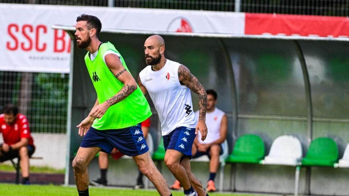Bari, tre settimane all'esordio stagionale: il Covid può complicare il mercato