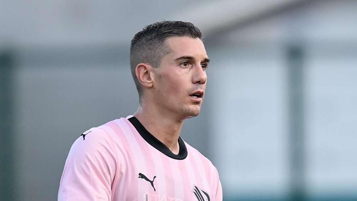 Bari, cercasi qualità. Edjouma, Saric, Valoti: i volti estivi accostati alla trequarti biancorossa
