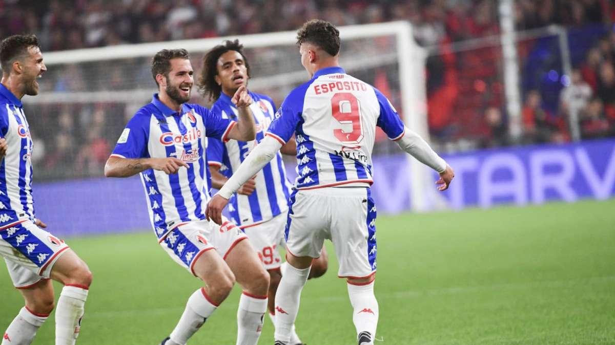 Lega B, votato il best gol dell'ultimo turno: vince la punizione di Esposito