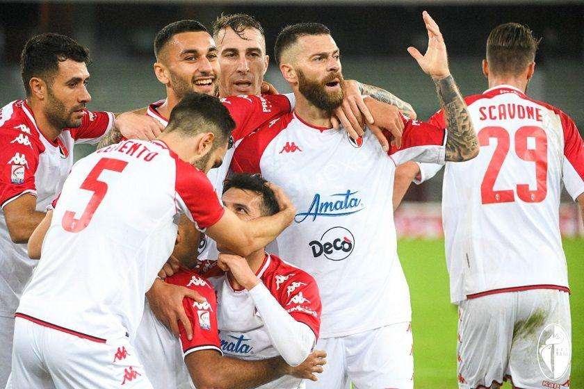 Dentro il momento del Bari: calo atletico e paura. Ma... ottimismo: è primo!