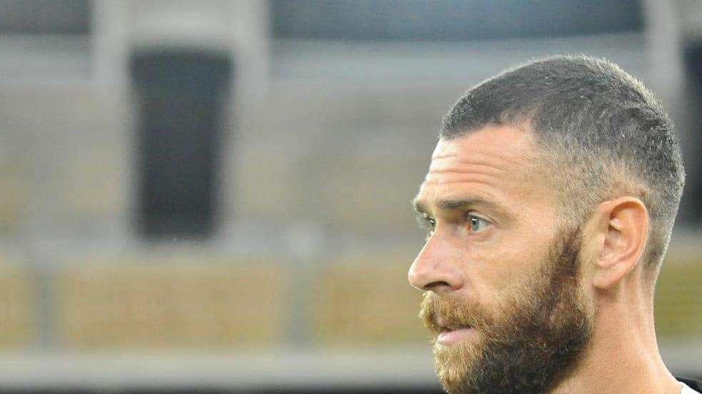 Bari rosa più anziana del girone. Ora sul banco degli imputati ci sono pure i senatori