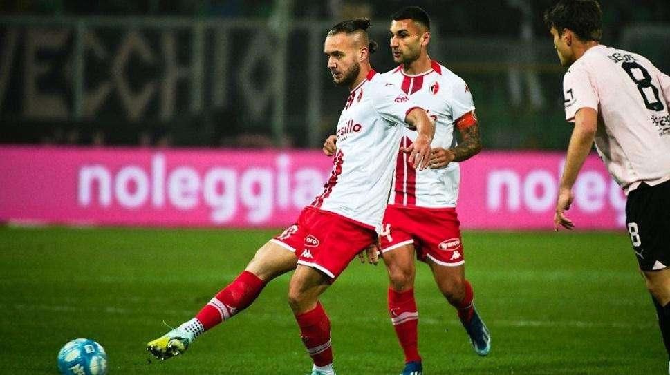 Bari-Feralpi, le probabili: guidano Puscas e Menez, con loro (probabilmente) Kallon. Conferme negli altri reparti