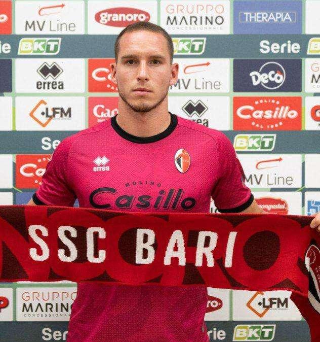 UFFICIALE - Il Bari ha il suo portiere, ecco Radunovic. Il comunicato