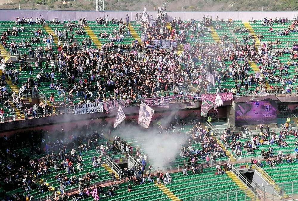 Corsa alla panchina del Palermo: in lizza pure un ex Bari
