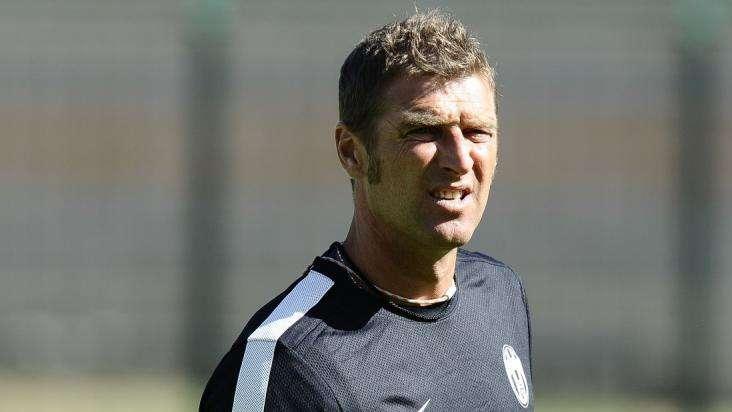 Carrera: "A Bari imparai a fare il terzino e il centrale. Vincemmo anche la Mitropa Cup"