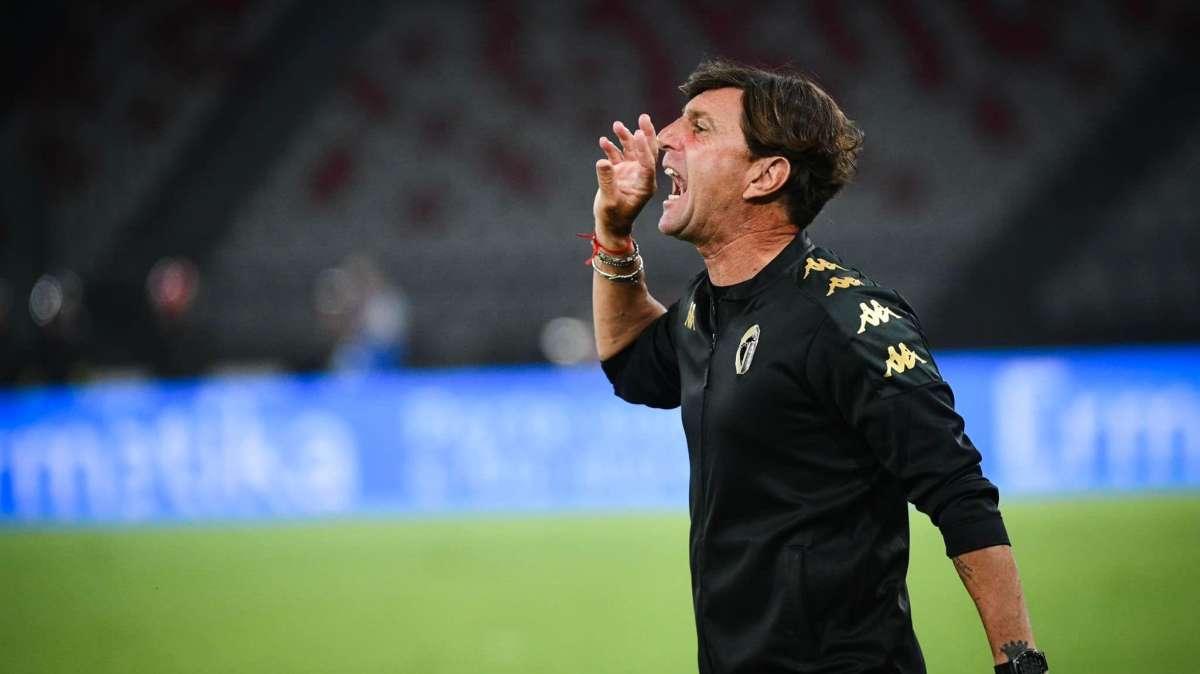 Il Bari ospita la Reggiana. All’andata l’ultima partita in biancorosso di Mignani
