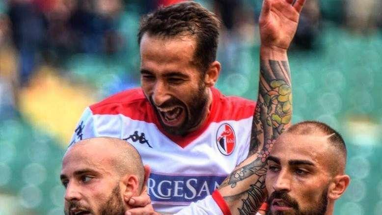 E' il compleanno di Costa: 25 anni oggi...