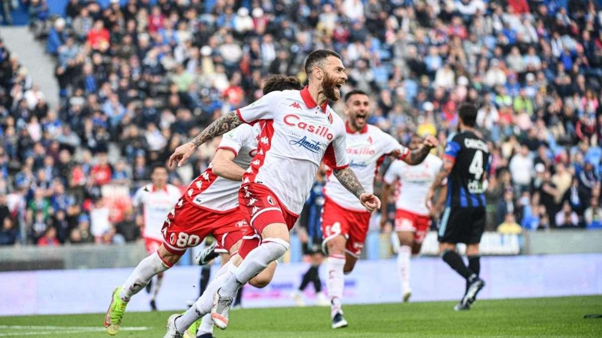 Antenucci dottore. Il bomber si è laureato in Psicologia - FOTO