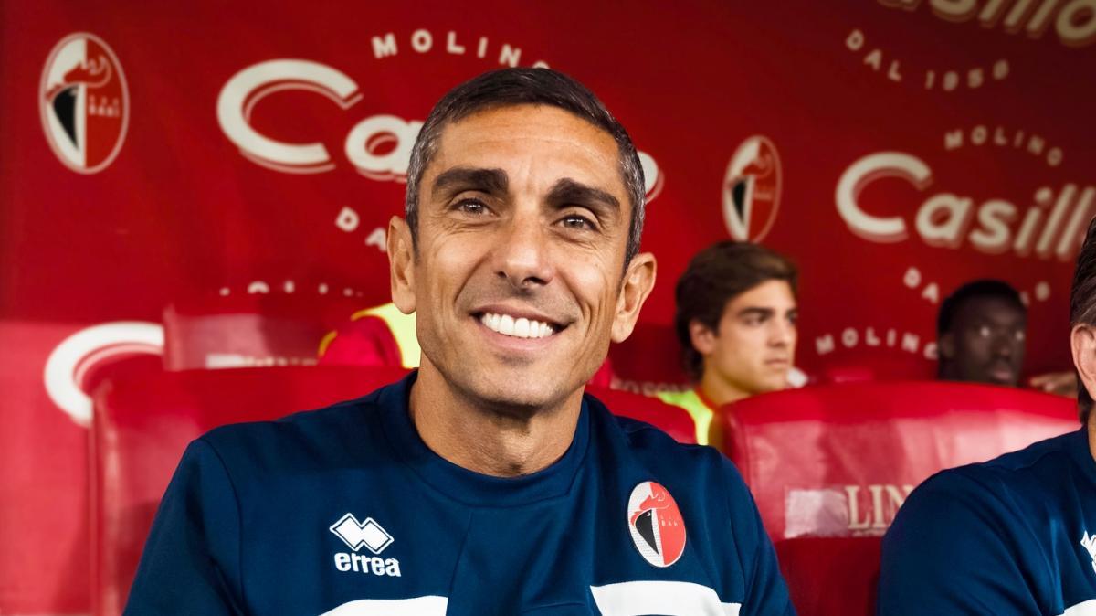 UFFICIALE - Moreno Longo non è più l'allenatore del Bari: la nota del club