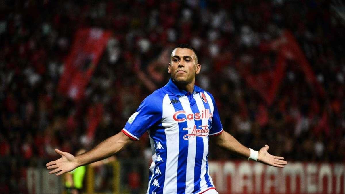 Tutti pazzi per Walid. Da Bressan a Maiellaro: dieci ex incoronano Cheddira ai microfoni di TuttoBari
